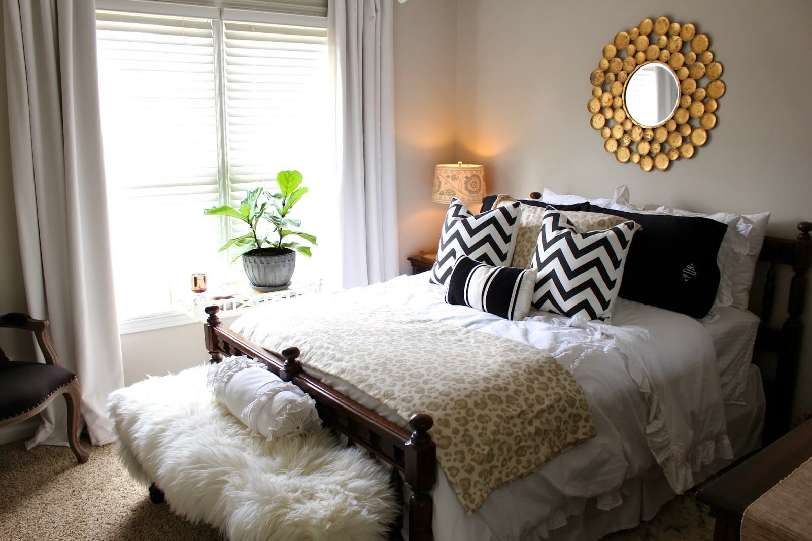Contemporary Decor Guest Bedroom