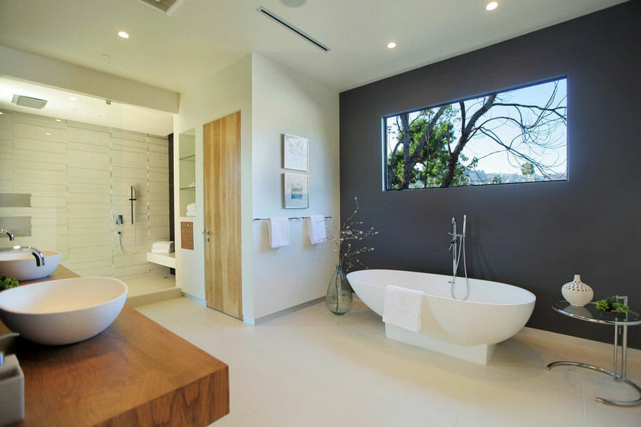 How to create a luxurious bath in your own home