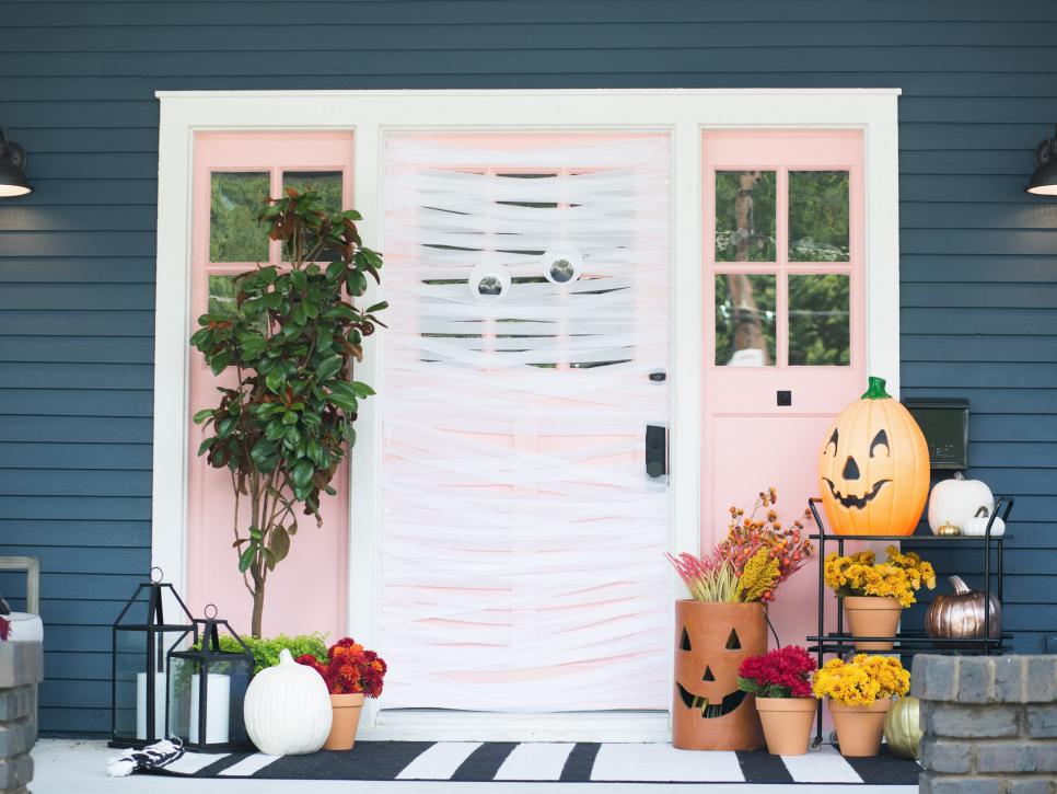 Halloween Home Decor 2019: 8 Best Halloween Decoration Ideas -