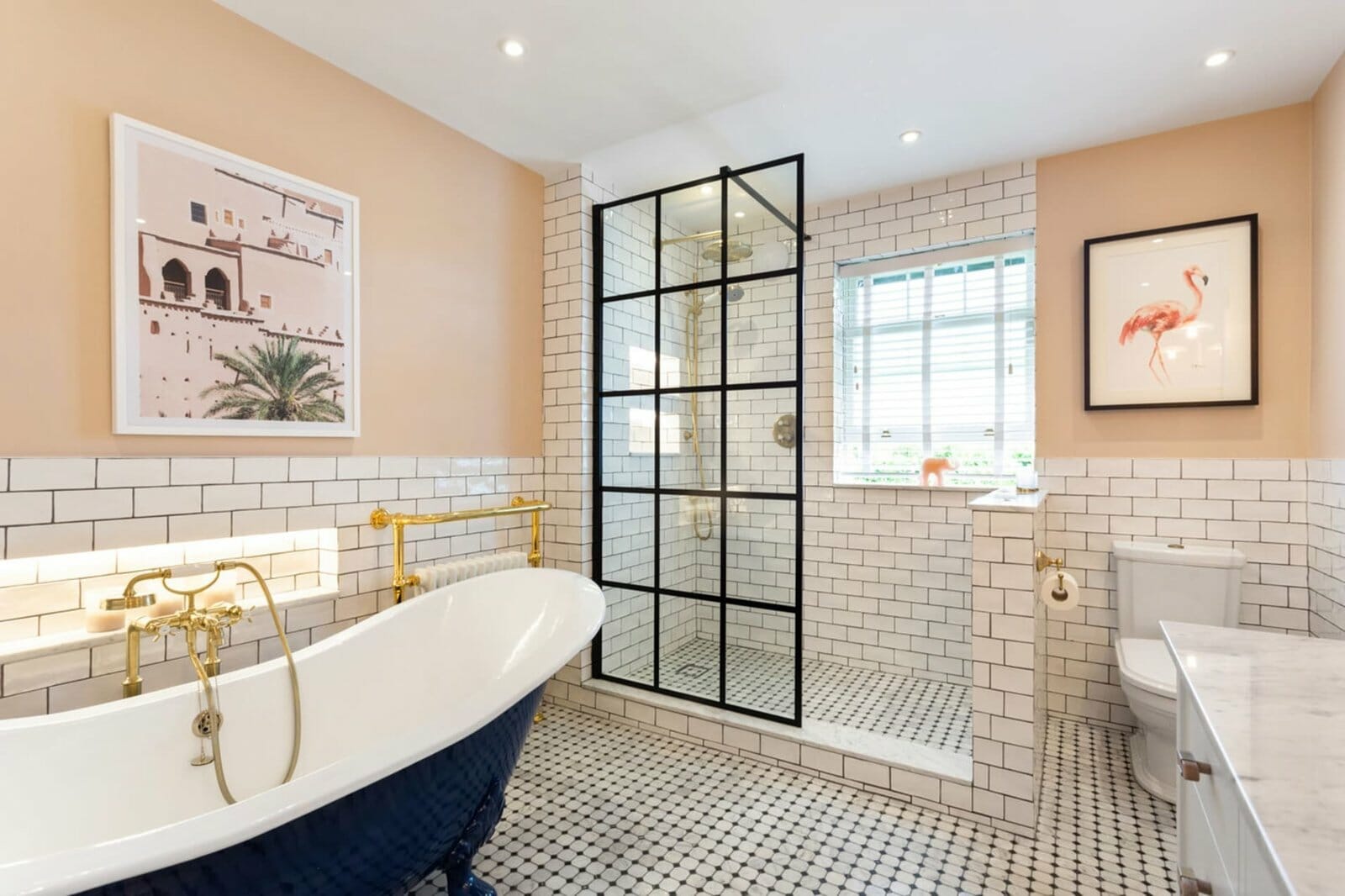 15 Perfect Black Floors for Bathrooms: Best Bathroom Ideas