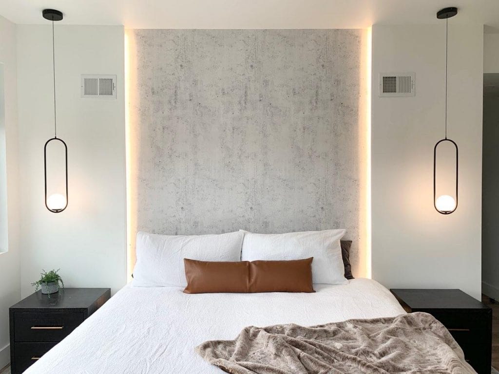 Modern minimalist bedroom by Decorilla's top Philadelphia interior designer, Johanna Adamiak