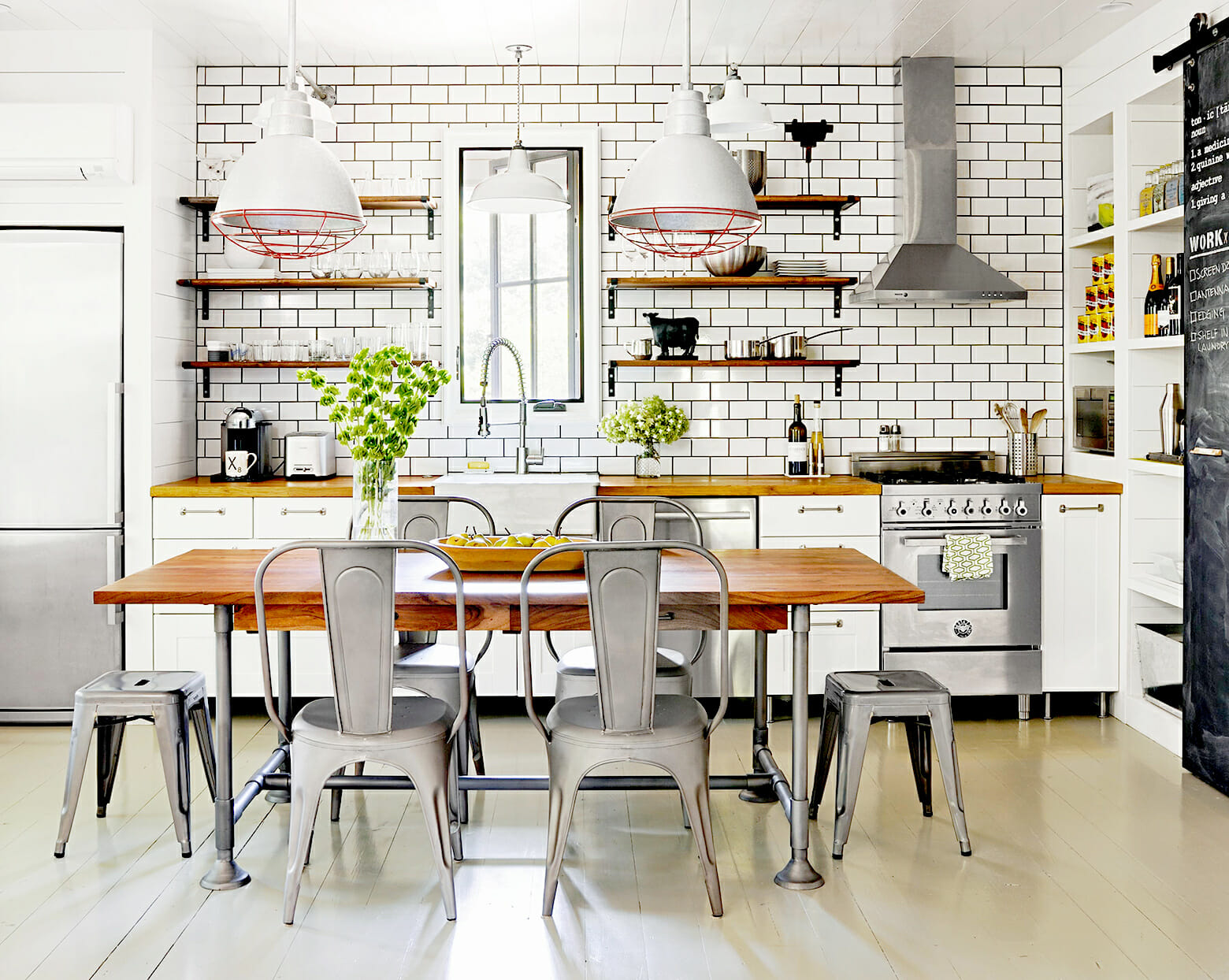 Modern farmhouse decor with green plants in kitchen