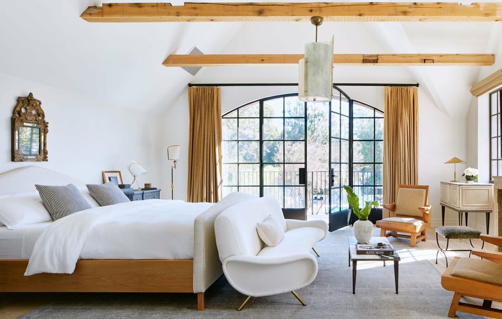18 Master Bedroom Design Ideas to Create an At-Home Escape - Decorilla