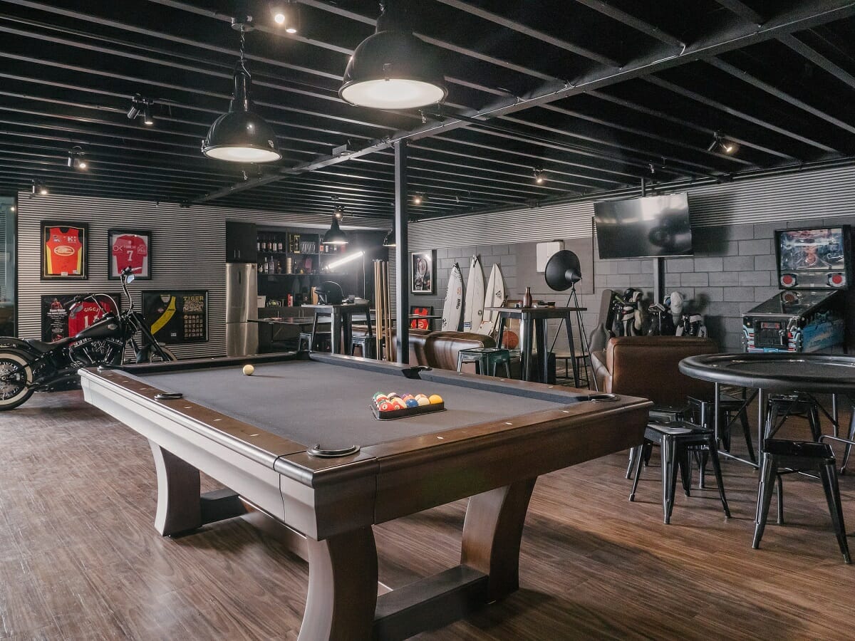 15 Man Cave Design Ideas You Can't Live Without - Decorilla