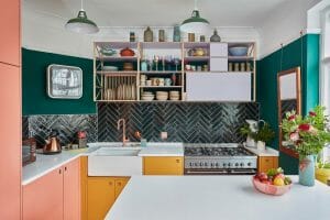 Best Kitchen Cabinet Colors On-Trend for 2024 - Decorilla Online ...