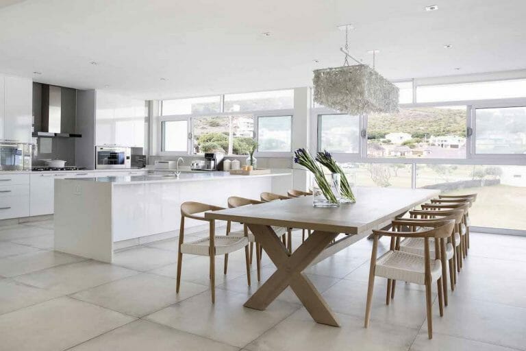 All-White Interiors: Design Secrets To Nail The Look - Decorilla Online ...