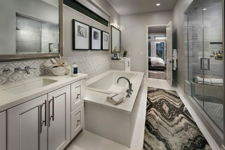 8 Best Marble Bathroom Ideas for a Polished Look - Decorilla Online ...