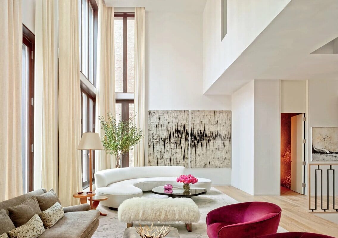 https://www.decorilla.com/online-decorating/wp-content/uploads/2022/06/Luxury-living-room-design.jpg