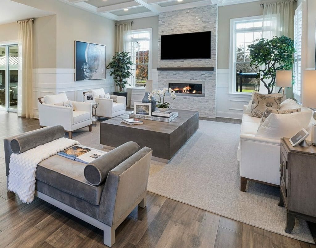 8 DesignerApproved Living Room Layouts with a Fireplace Decorilla