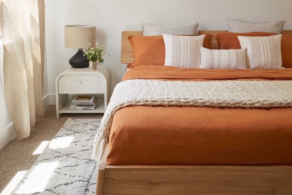 Bedroom by one of top Palo Alto interior designers in Decorilla, Bridget B.