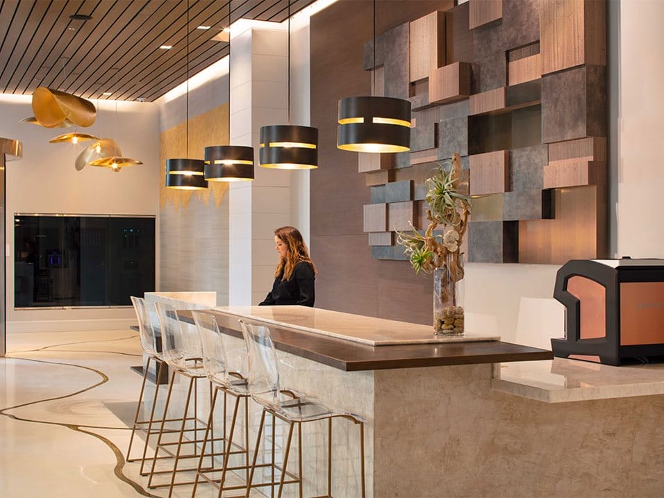 Contemporary lobby design by Decorilla designer, Wanda P. 