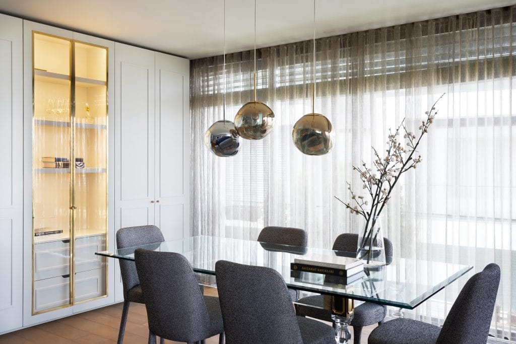 Contemporary dining room trends by Decorilla designer, Meric S. 