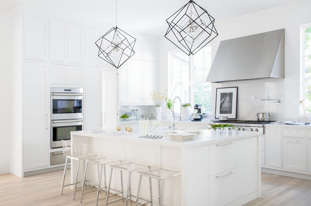 Modern kitchen range hood ideas by DECORILLA designer Elizabeth L