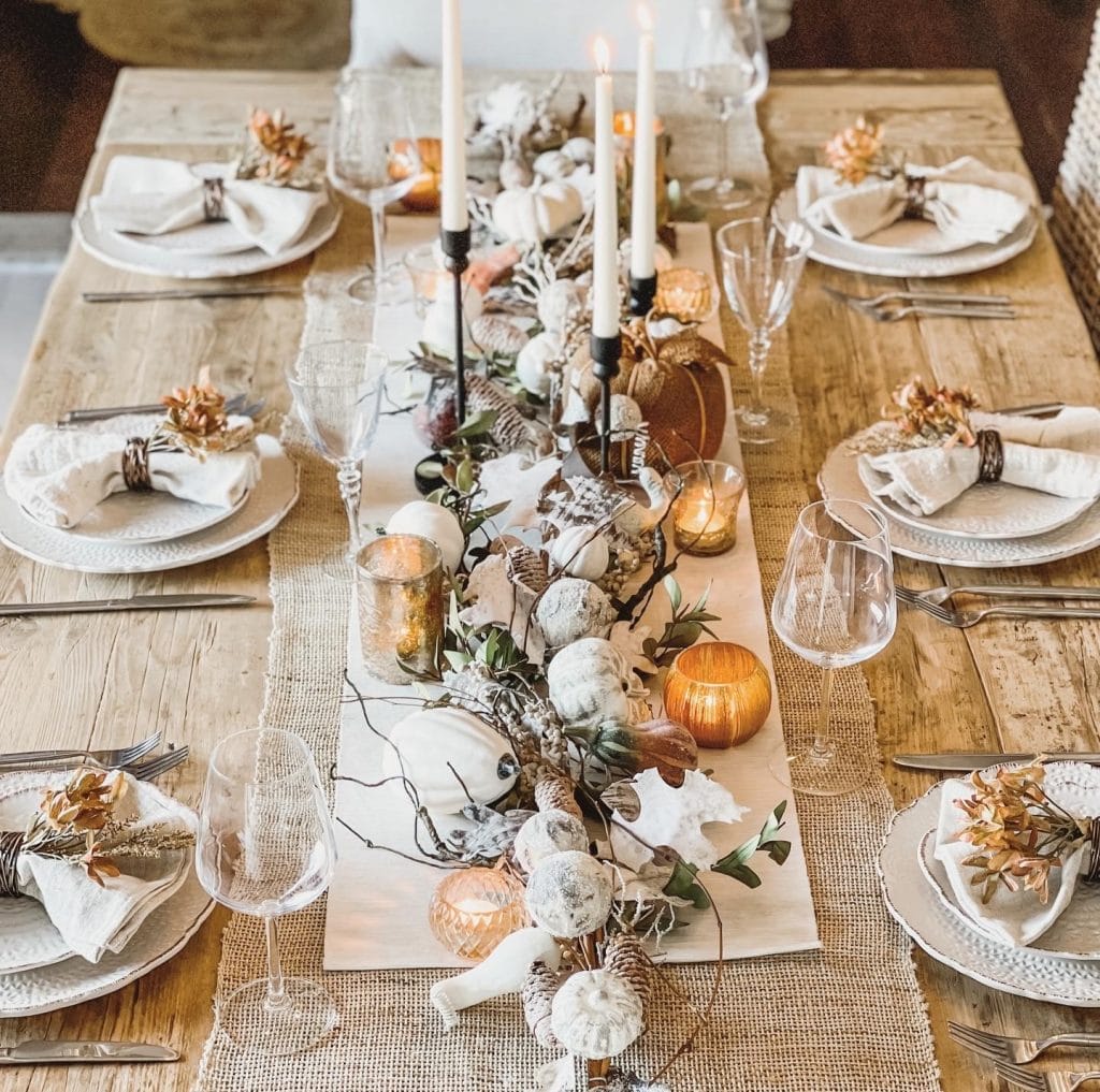 Festive table setting by Decorilla designer, Nikki G.